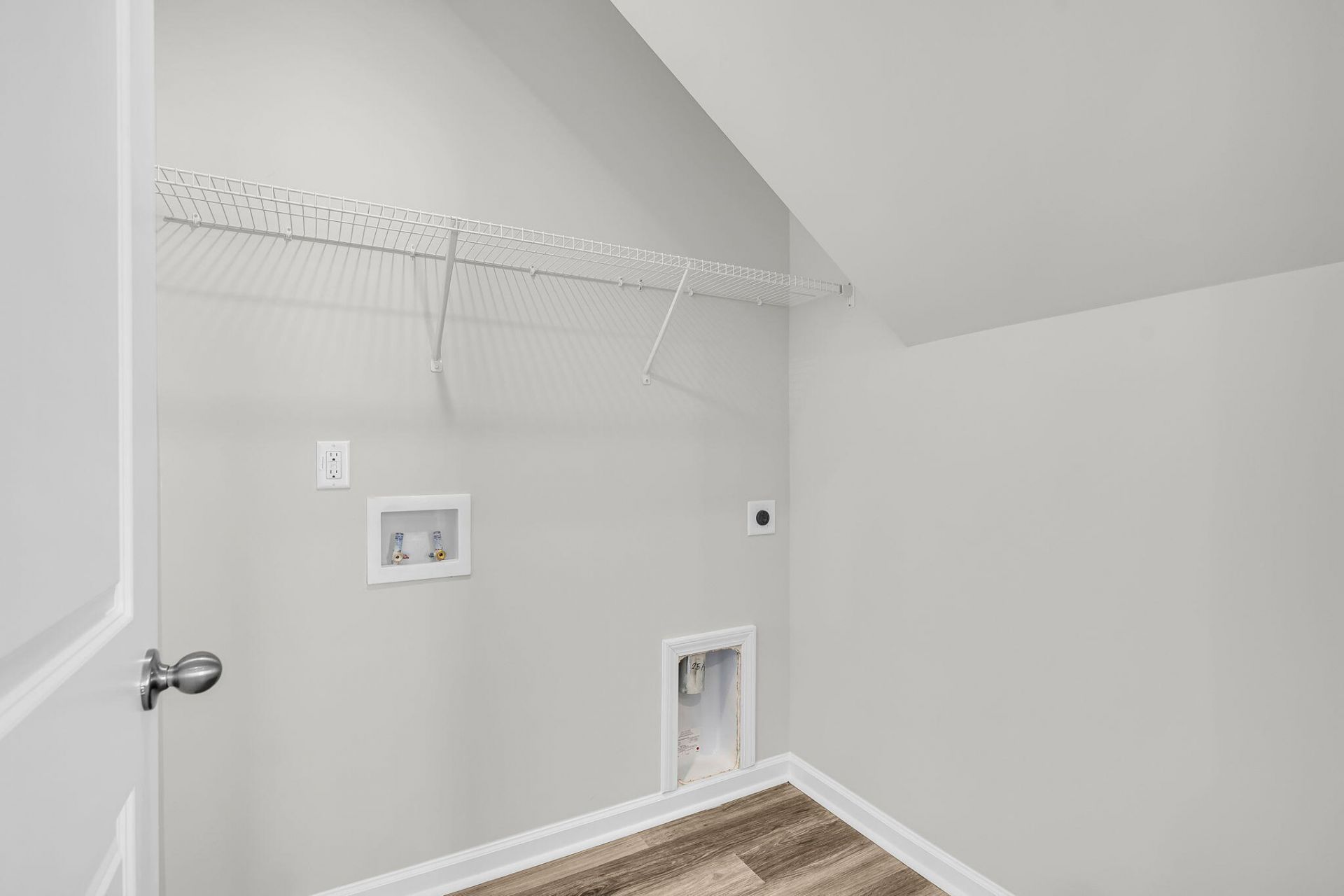 314 Clipper Court Photo 14