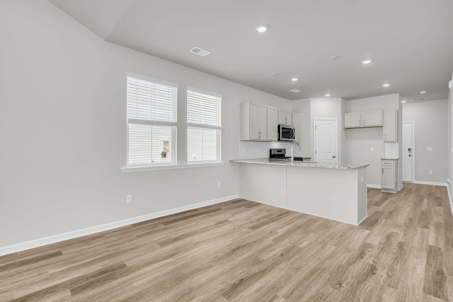 314 Clipper Court Photo 18