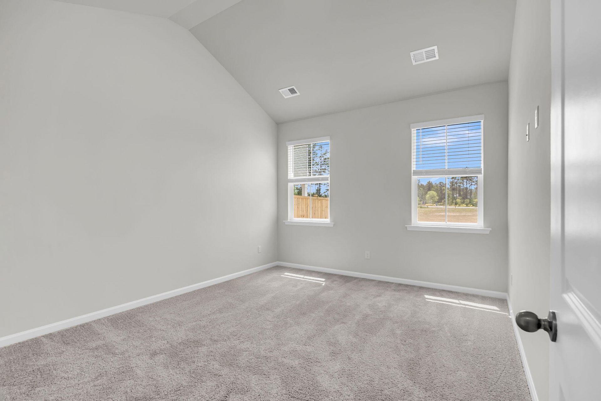 314 Clipper Court Photo 20