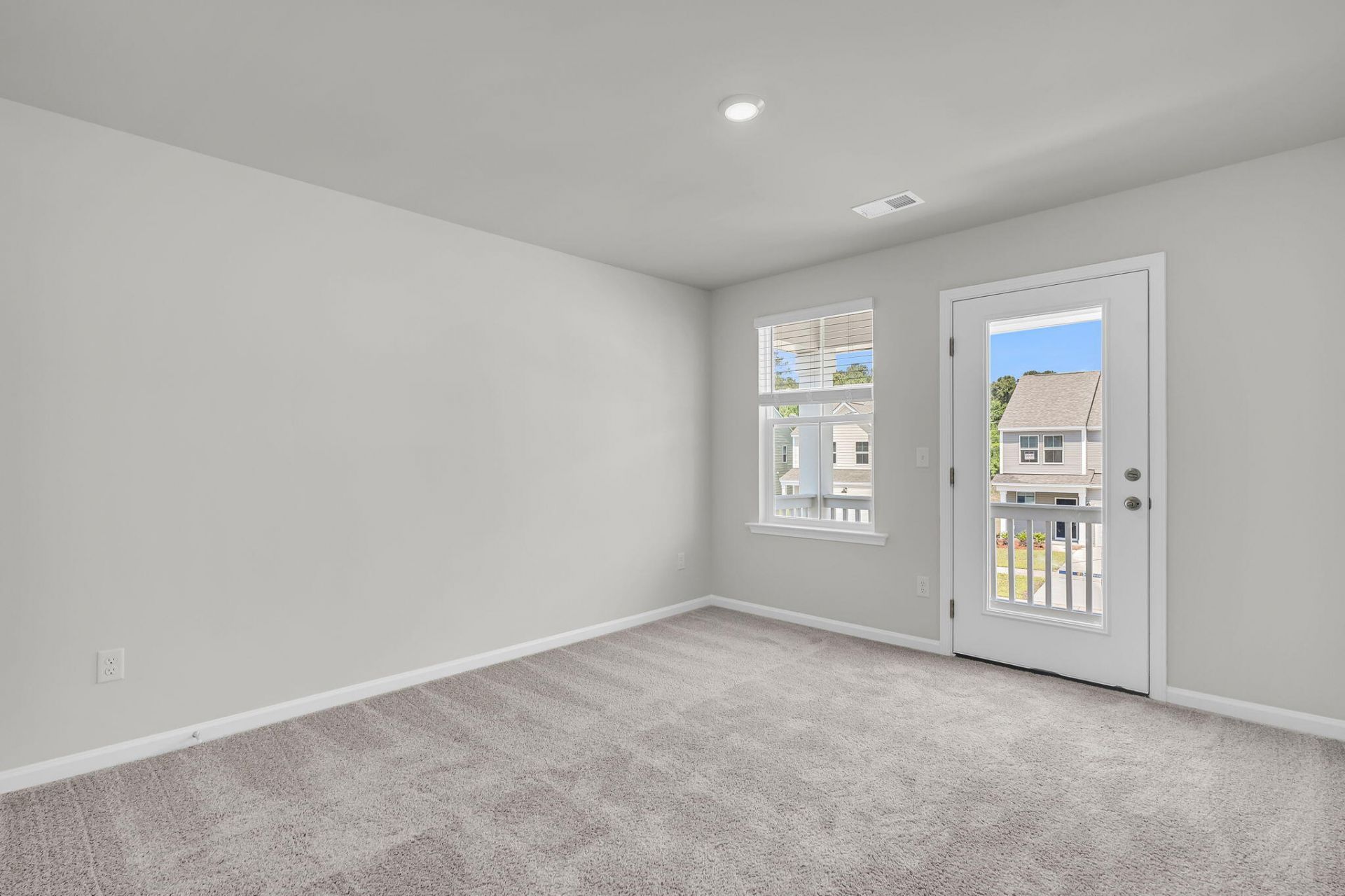 314 Clipper Court Photo 27