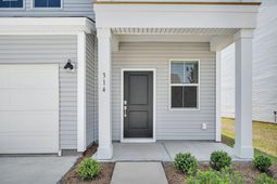 314 Clipper Court photo 4