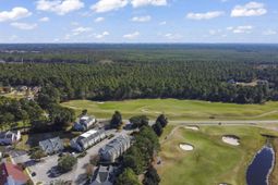 4590 Girvan Dr. photo 4