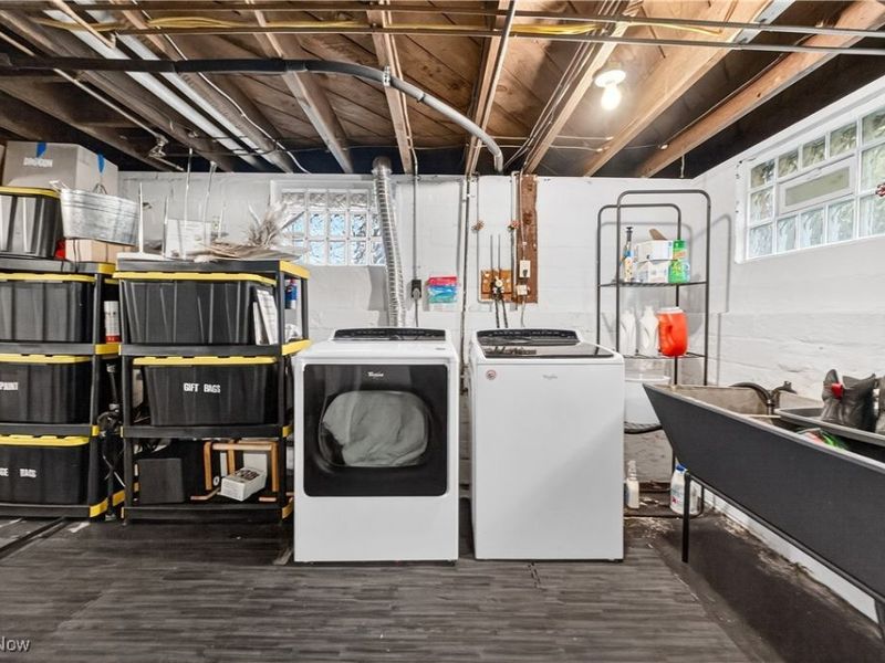 2263 Warren Road, Lakewood, OH 44107 Photo 34