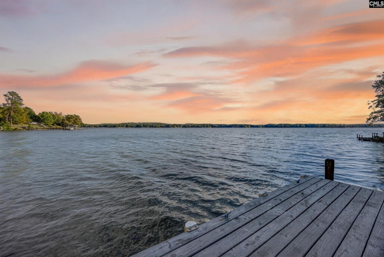 2543 Harbor View Road  Photo 13