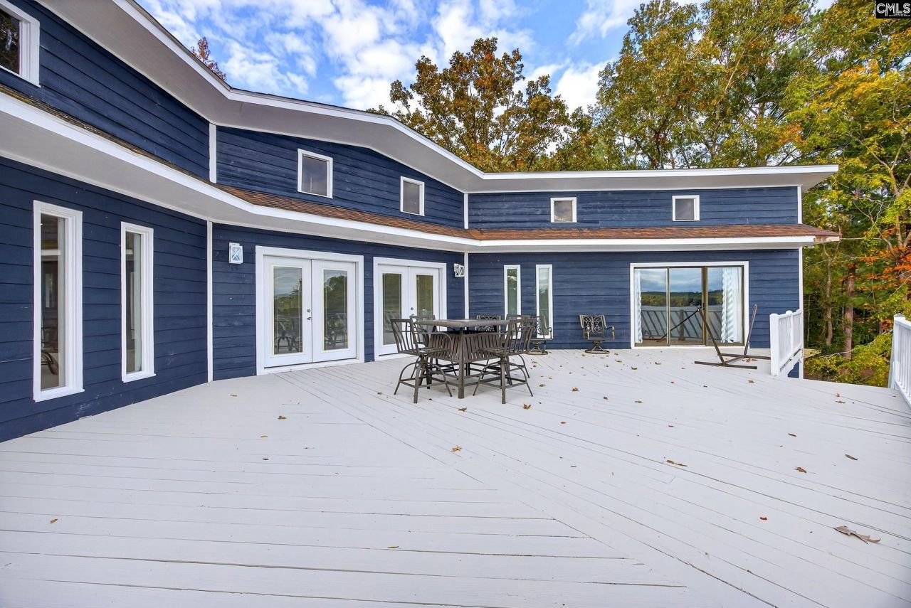 2543 Harbor View Road  Photo 15