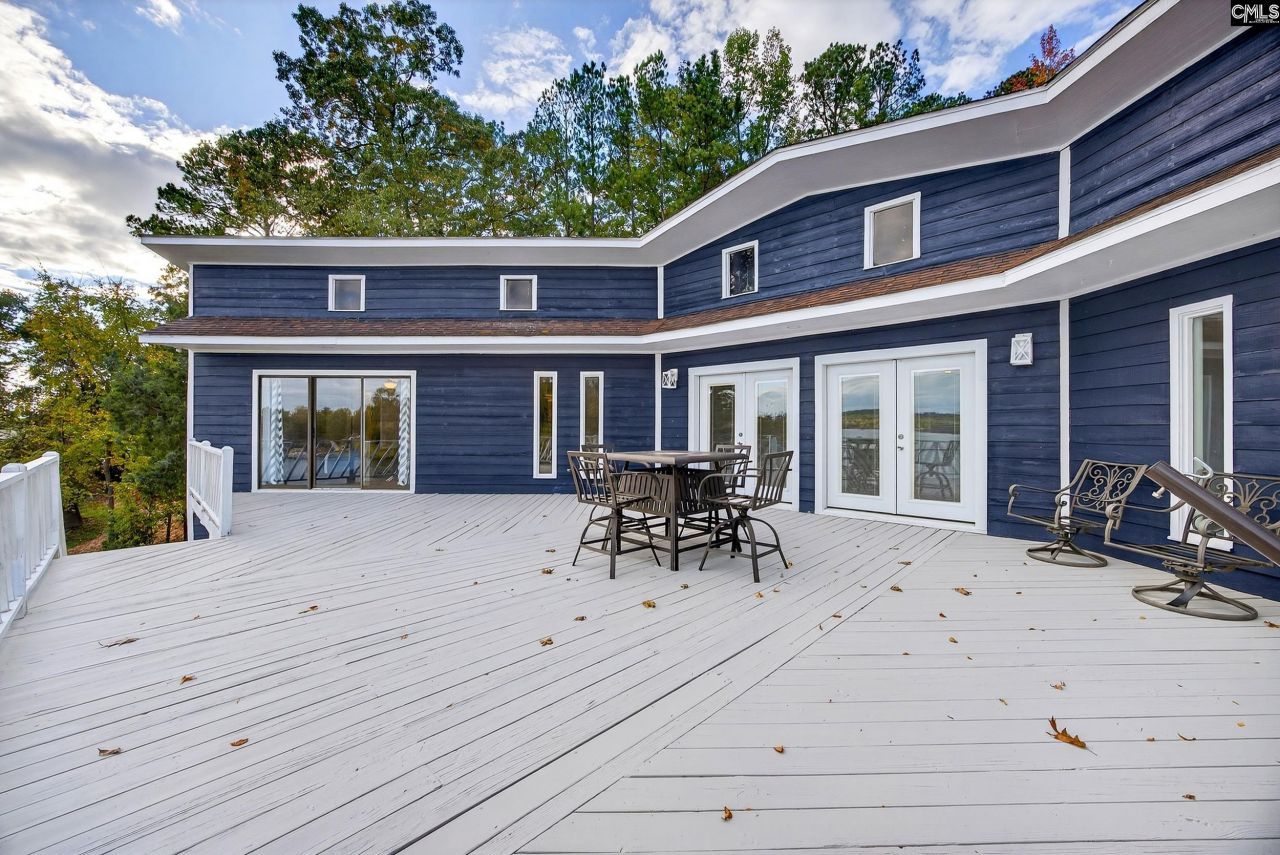 2543 Harbor View Road  Photo 17