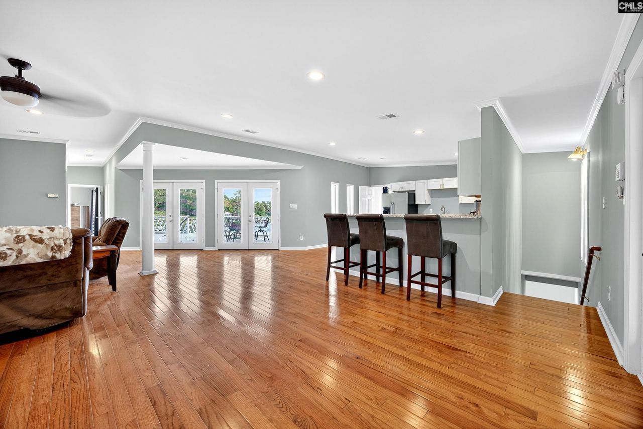 2543 Harbor View Road  Photo 19