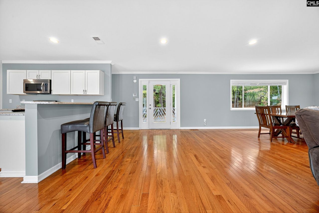 2543 Harbor View Road  Photo 23