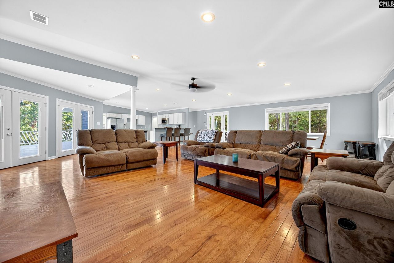 2543 Harbor View Road  Photo 24