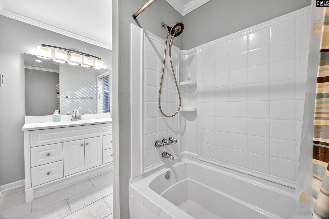 2543 Harbor View Road  Photo 35