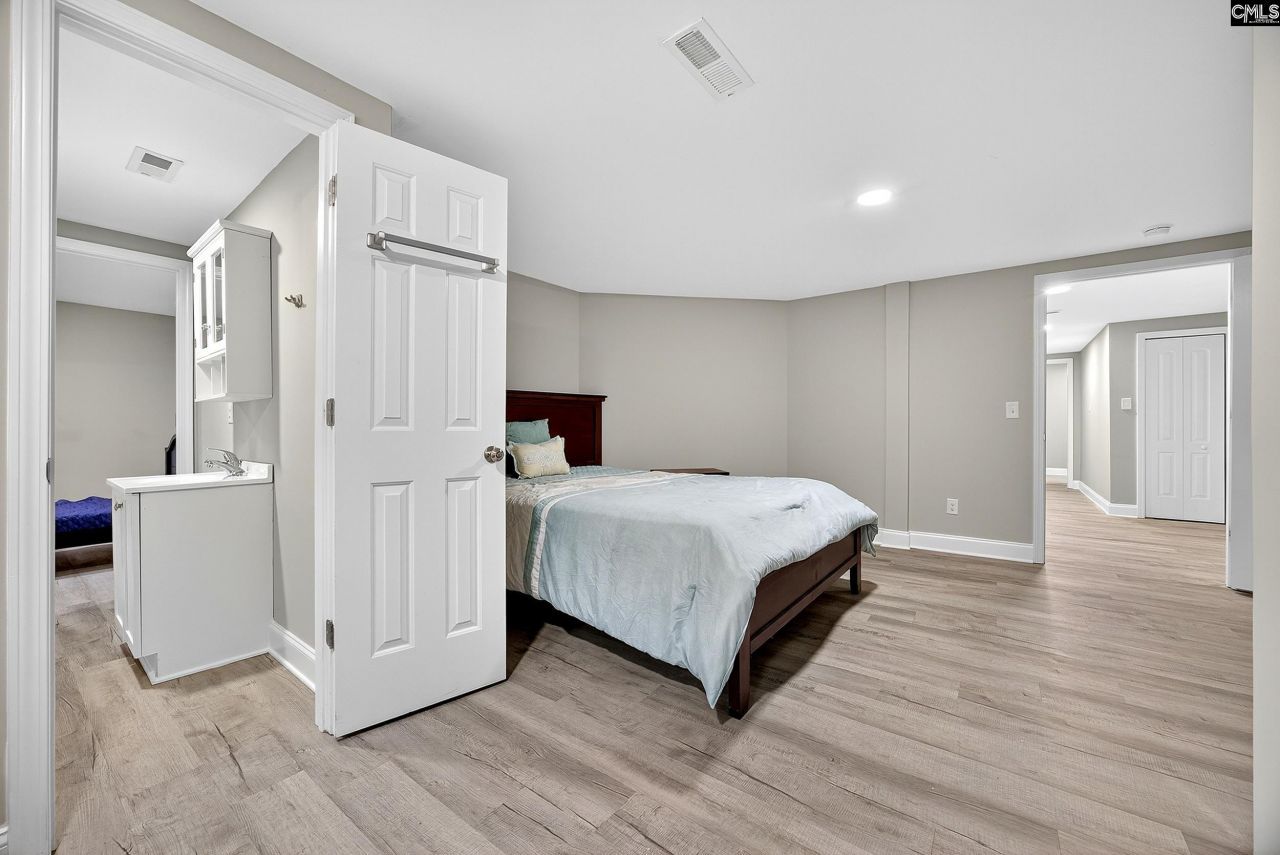 2543 Harbor View Road  Photo 43