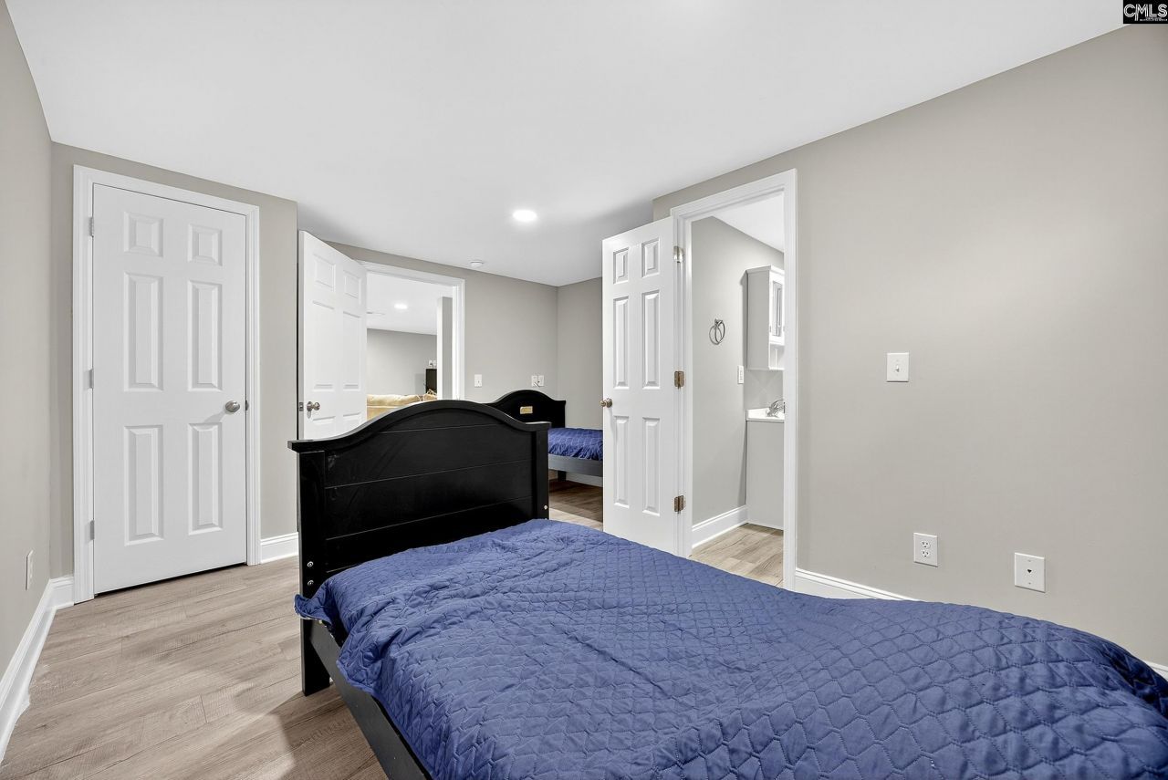 2543 Harbor View Road  Photo 46