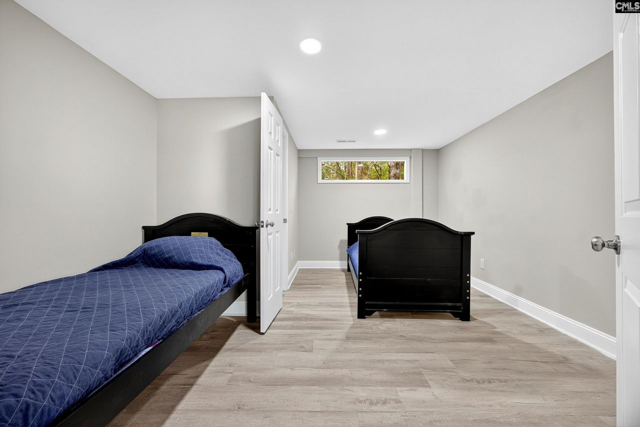 2543 Harbor View Road  Photo 47