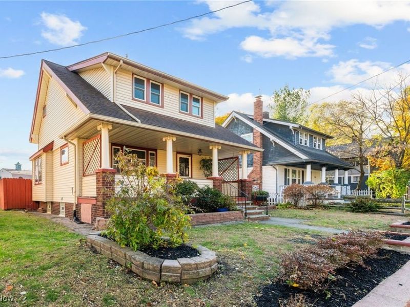 2027 Treadway Avenue, Cleveland, OH 44109 Photo 3