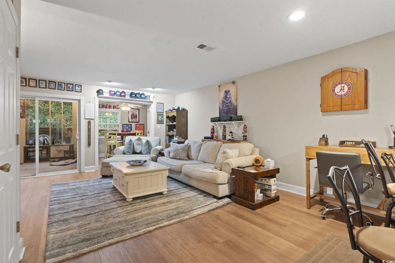 311 75th Ave N Photo 12