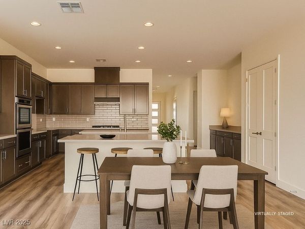 9316 Sierra De Luna Court, Las Vegas, NV 89139