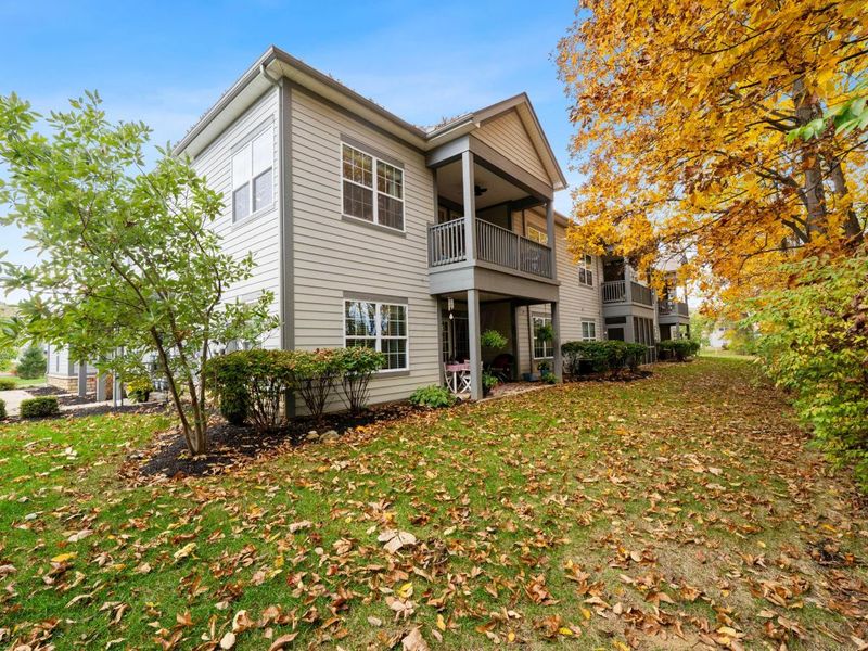 687 Wintergreen Way, Lewis Center, OH 43035 Photo 1