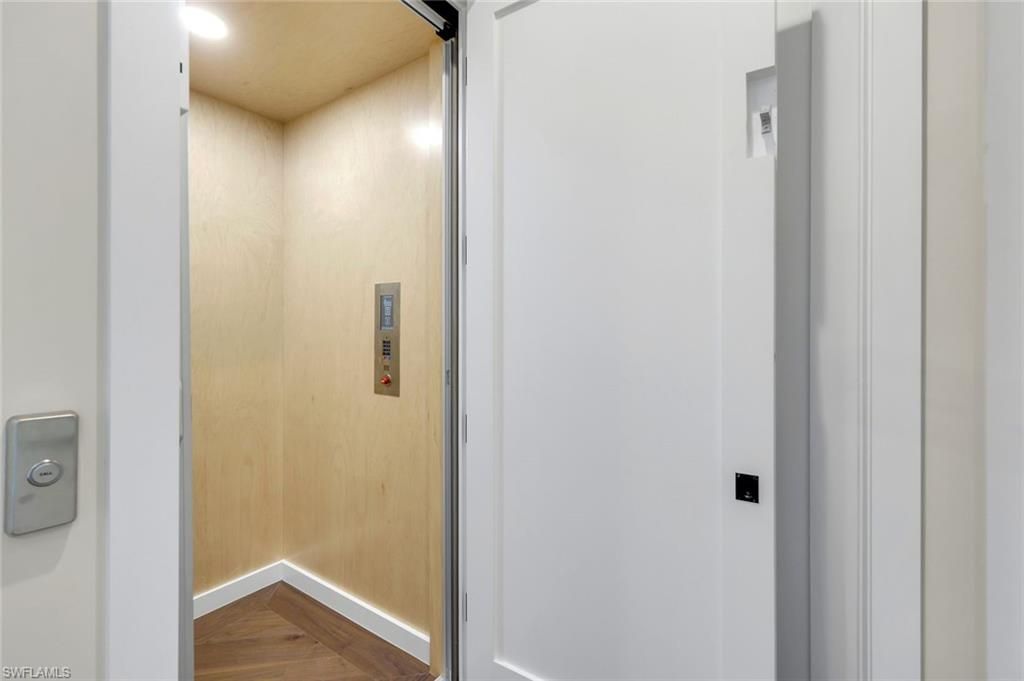 16647 Isola Bella Ln, Naples, FL 34110 Photo