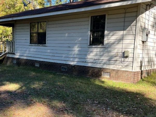 102 Robertson RD, Fordyce, AR 71742