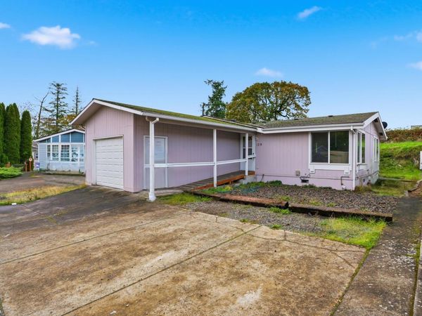 2154 Oregon St #129 St, St Helens, OR 97051