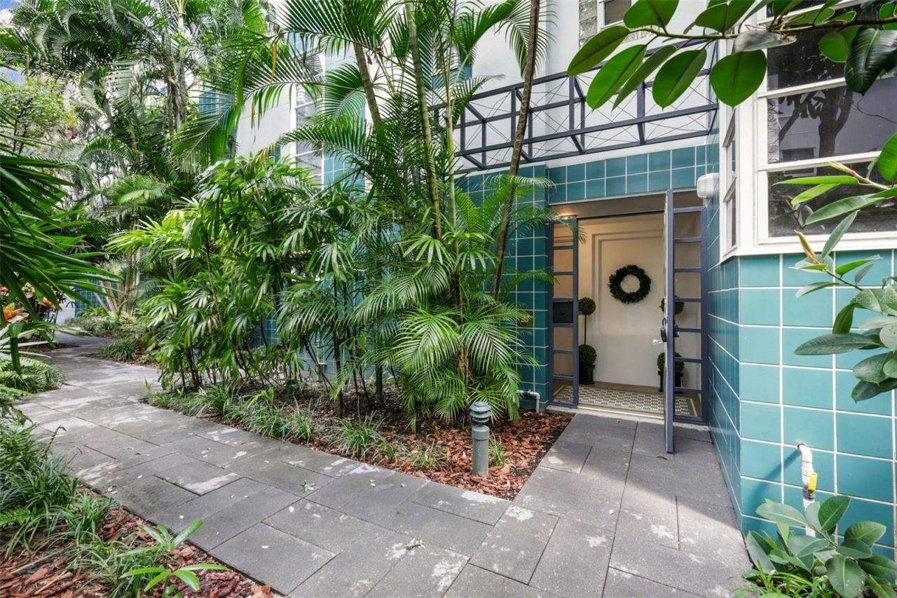 4950 Bayshore Boulevard, Unit 23, Tampa, FL 33611 Photo