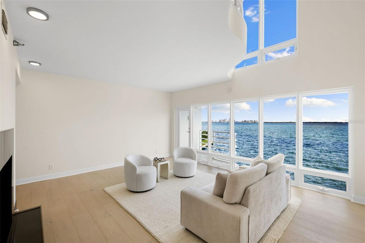 4950 Bayshore Boulevard, Unit 23, Tampa, FL 33611 Photo