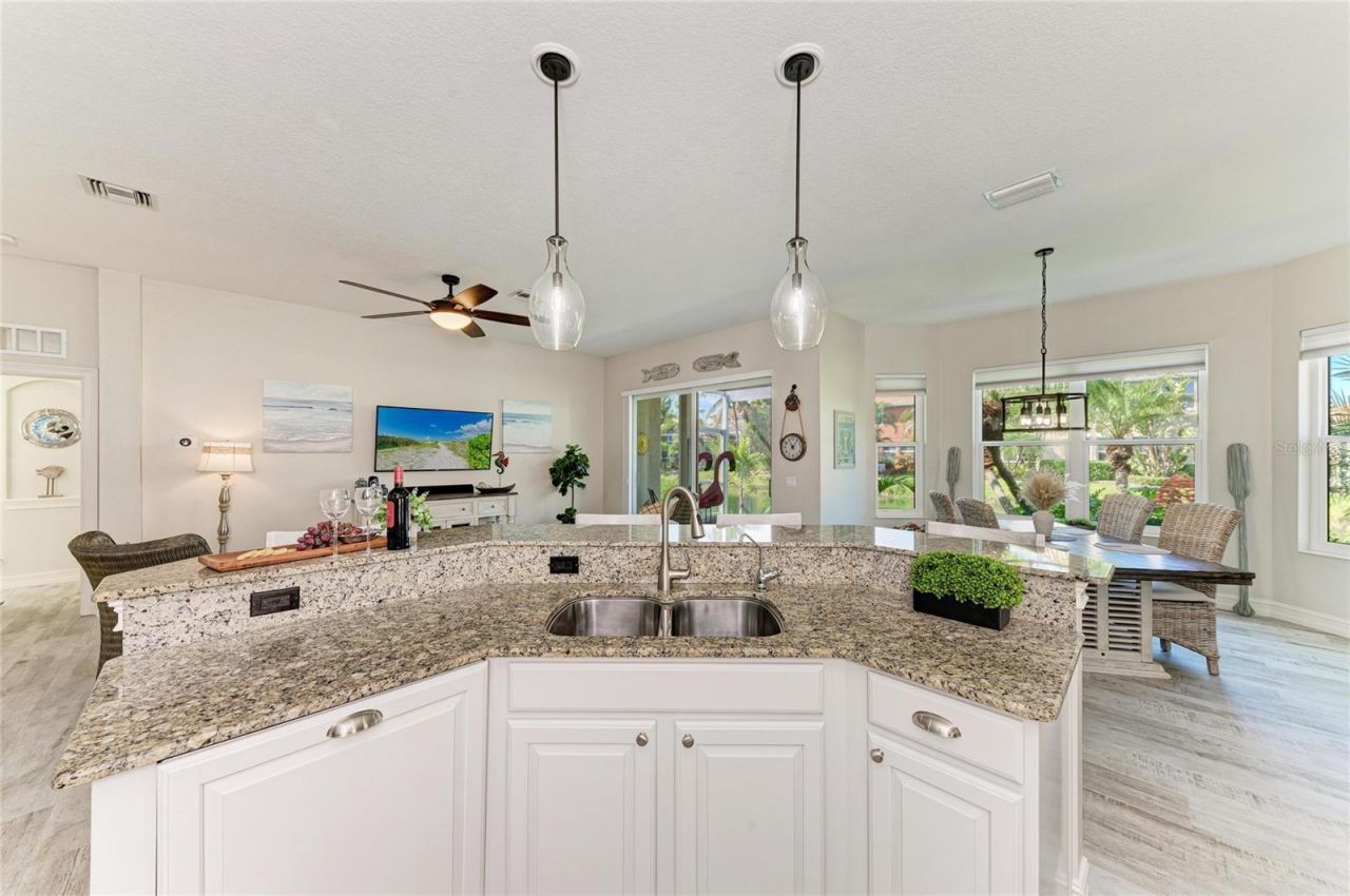 311 11th Avenue E, Palmetto, FL 34221 Photo