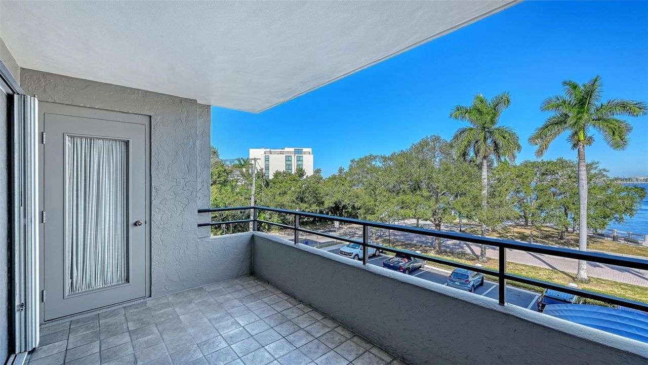 1400 1st Avenue W, Unit 304, Bradenton, FL 34205 Photo