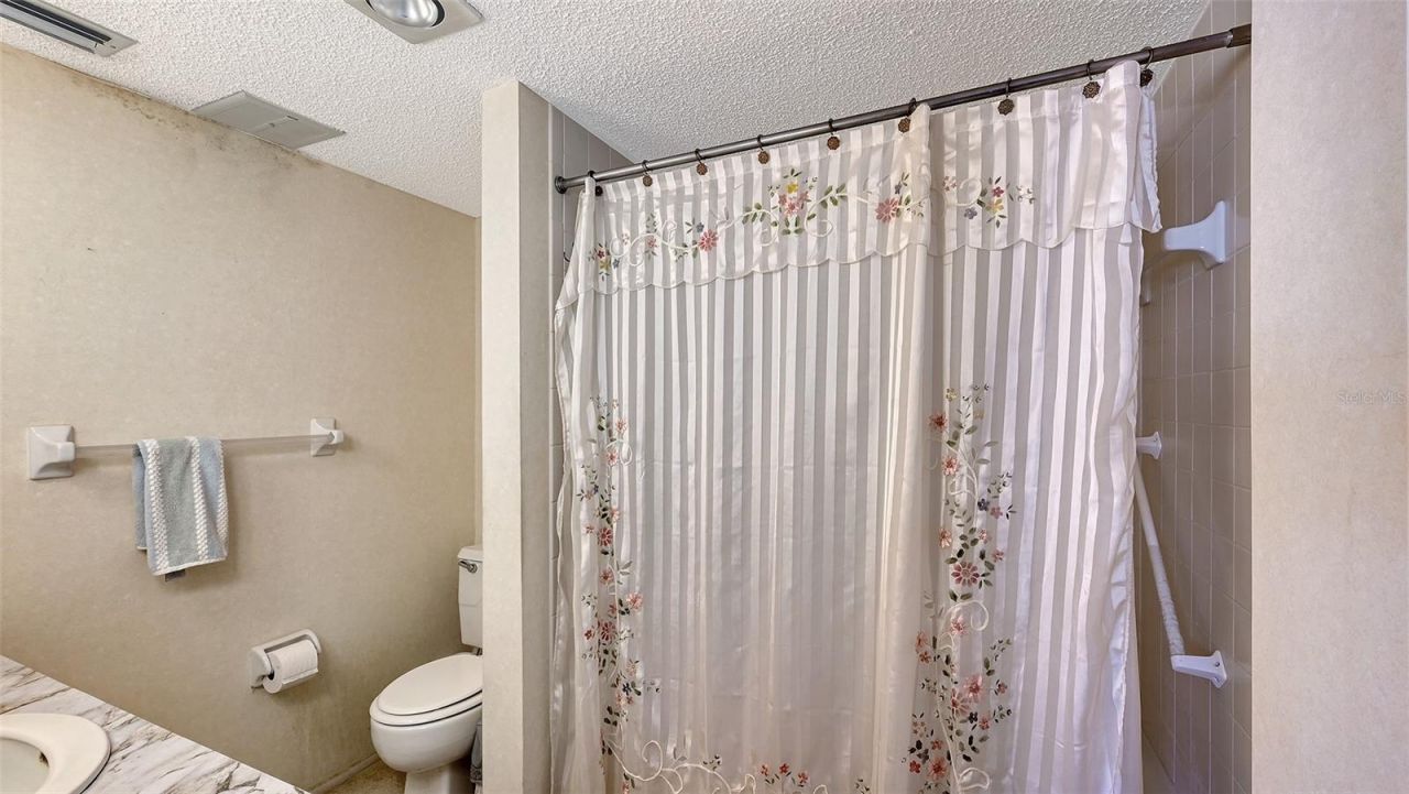 1400 1st Avenue W, Unit 304, Bradenton, FL 34205 Photo