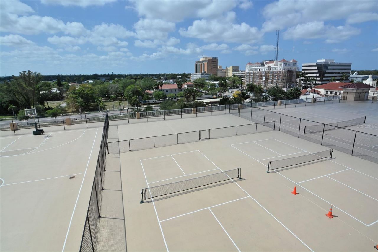 1400 1st Avenue W, Unit 304, Bradenton, FL 34205 Photo