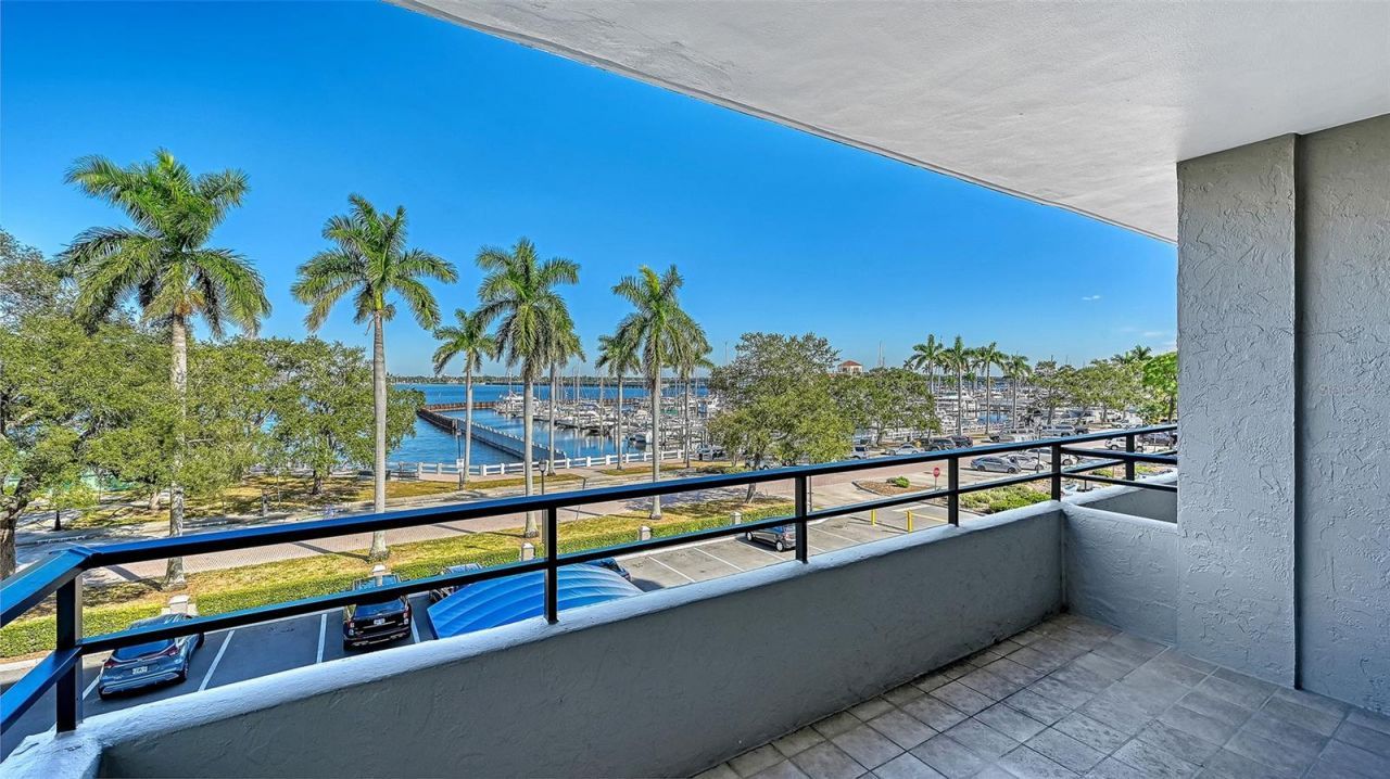 1400 1st Avenue W, Unit 304, Bradenton, FL 34205 Photo