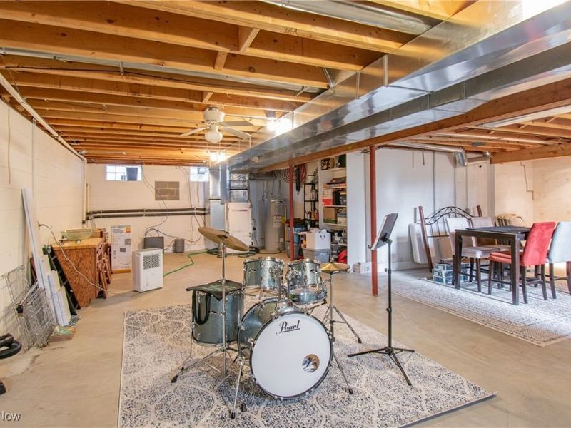 700 Stillwater Drive, Deerfield, OH 44411 Photo 29