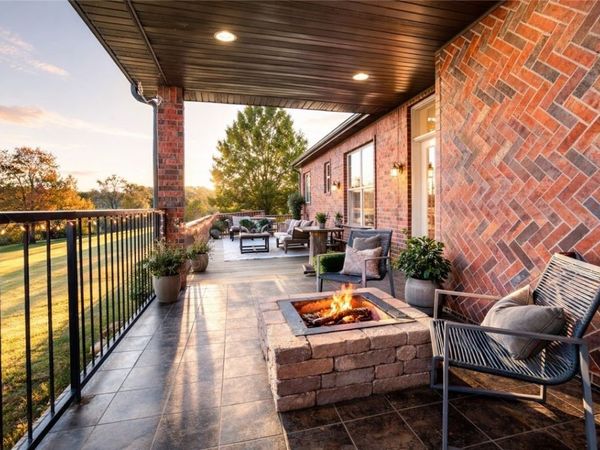 18518 Duncan Road, Fayetteville, AR 72701