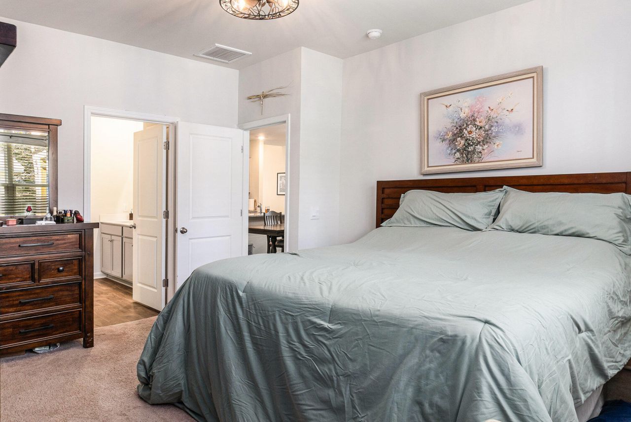 266 Sweet Cherry Lane Photo 13