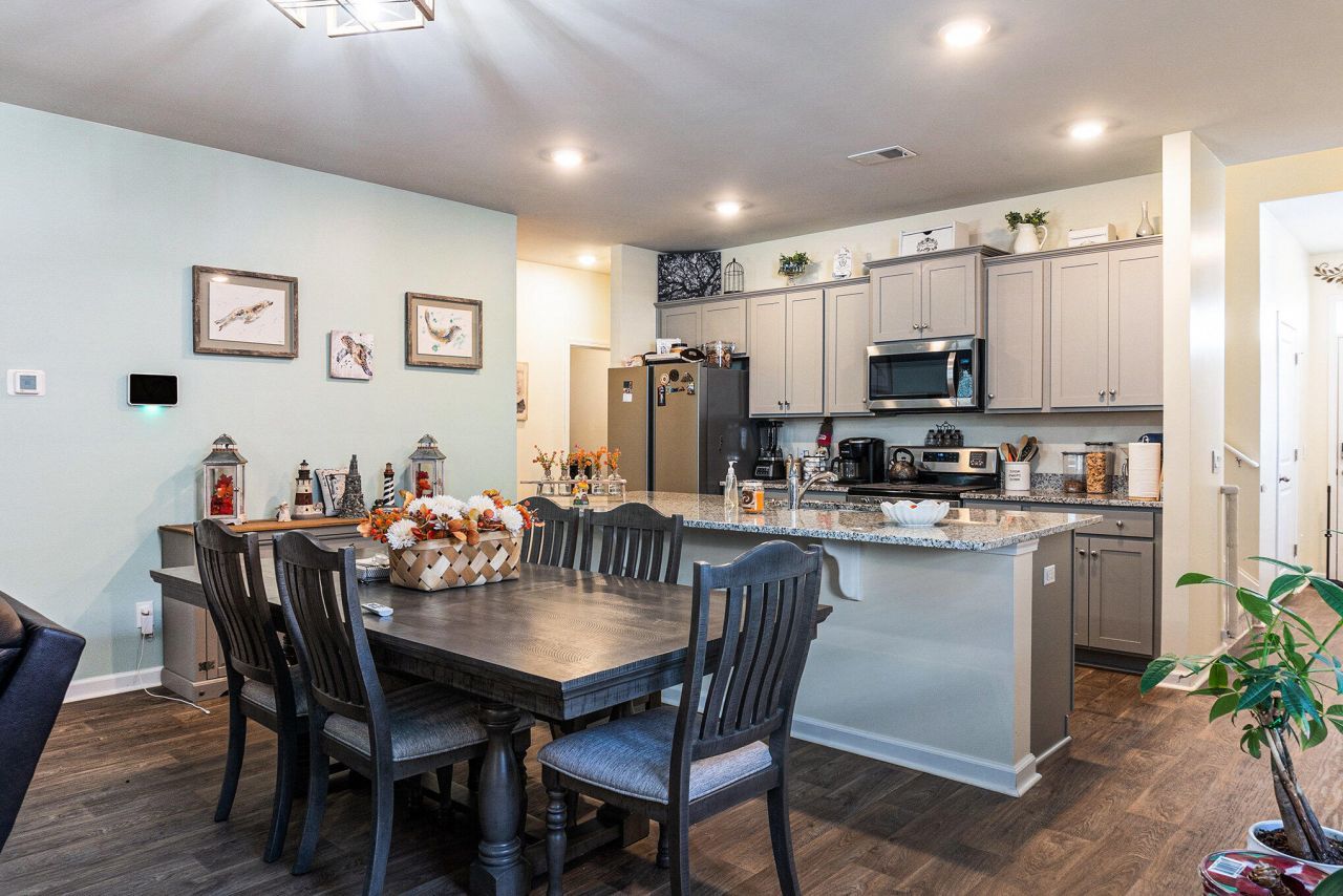 266 Sweet Cherry Lane Photo 7