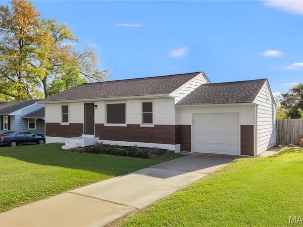 10506 Kamping Lane, St Louis, MO 63123