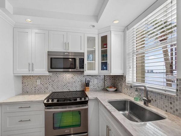 100 Paradise Harbour Boulevard, Unit 204, North Palm Beach, FL 33408