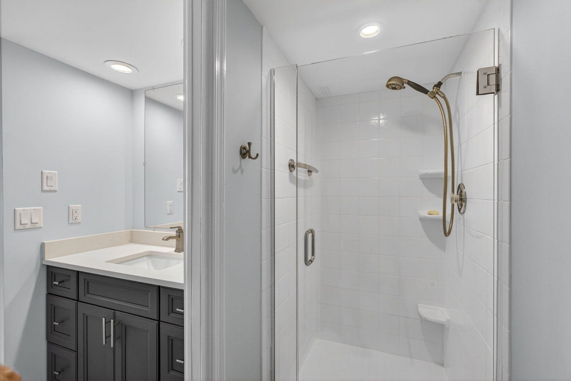 100 Paradise Harbour Boulevard, Unit 204, North Palm Beach, FL 33408 Photo