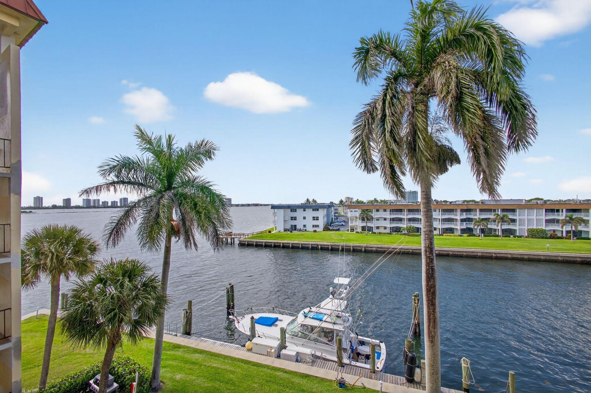 100 Paradise Harbour Boulevard, Unit 204, North Palm Beach, FL 33408 Photo