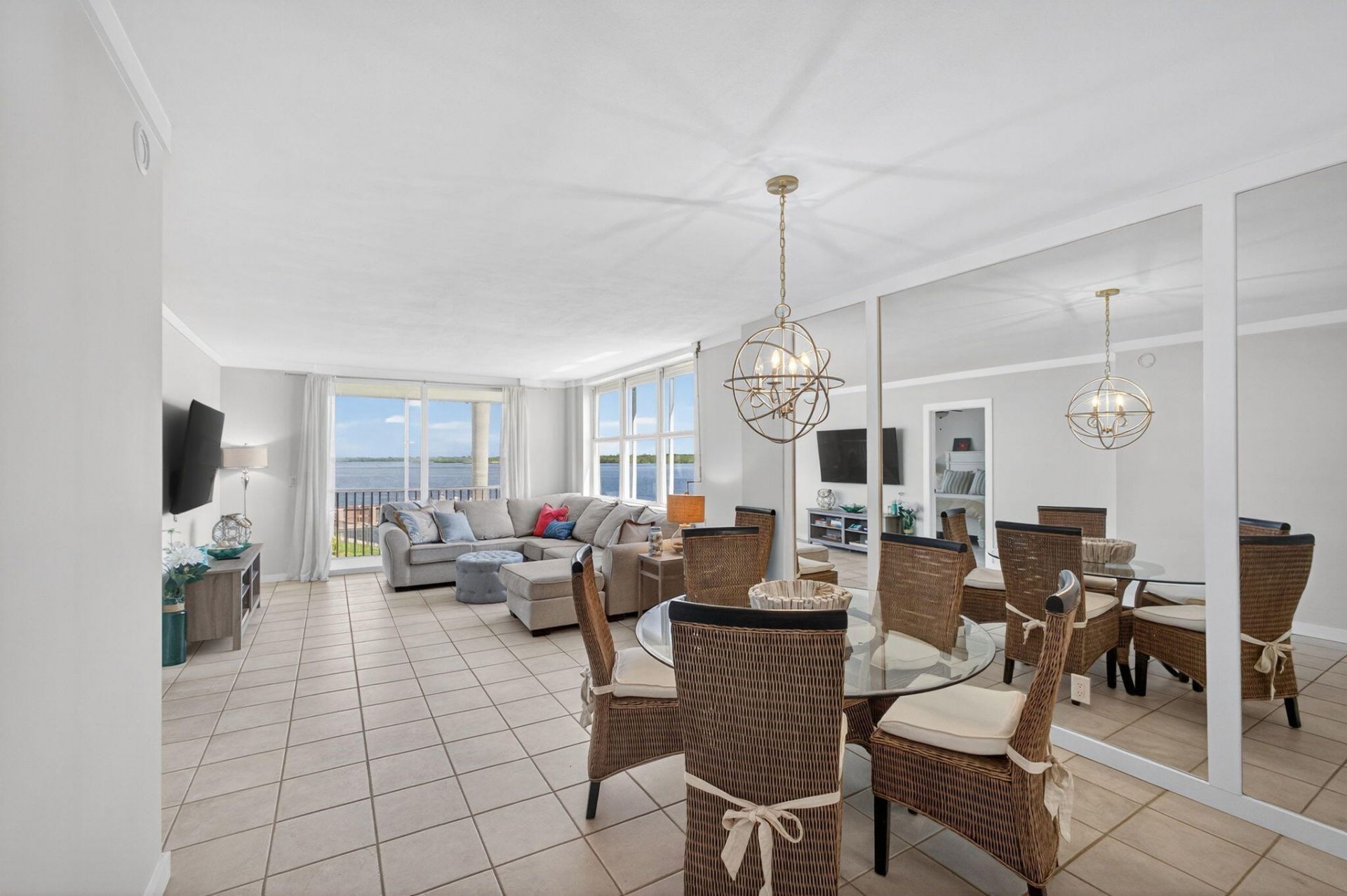 100 Paradise Harbour Boulevard, Unit 204, North Palm Beach, FL 33408 Photo