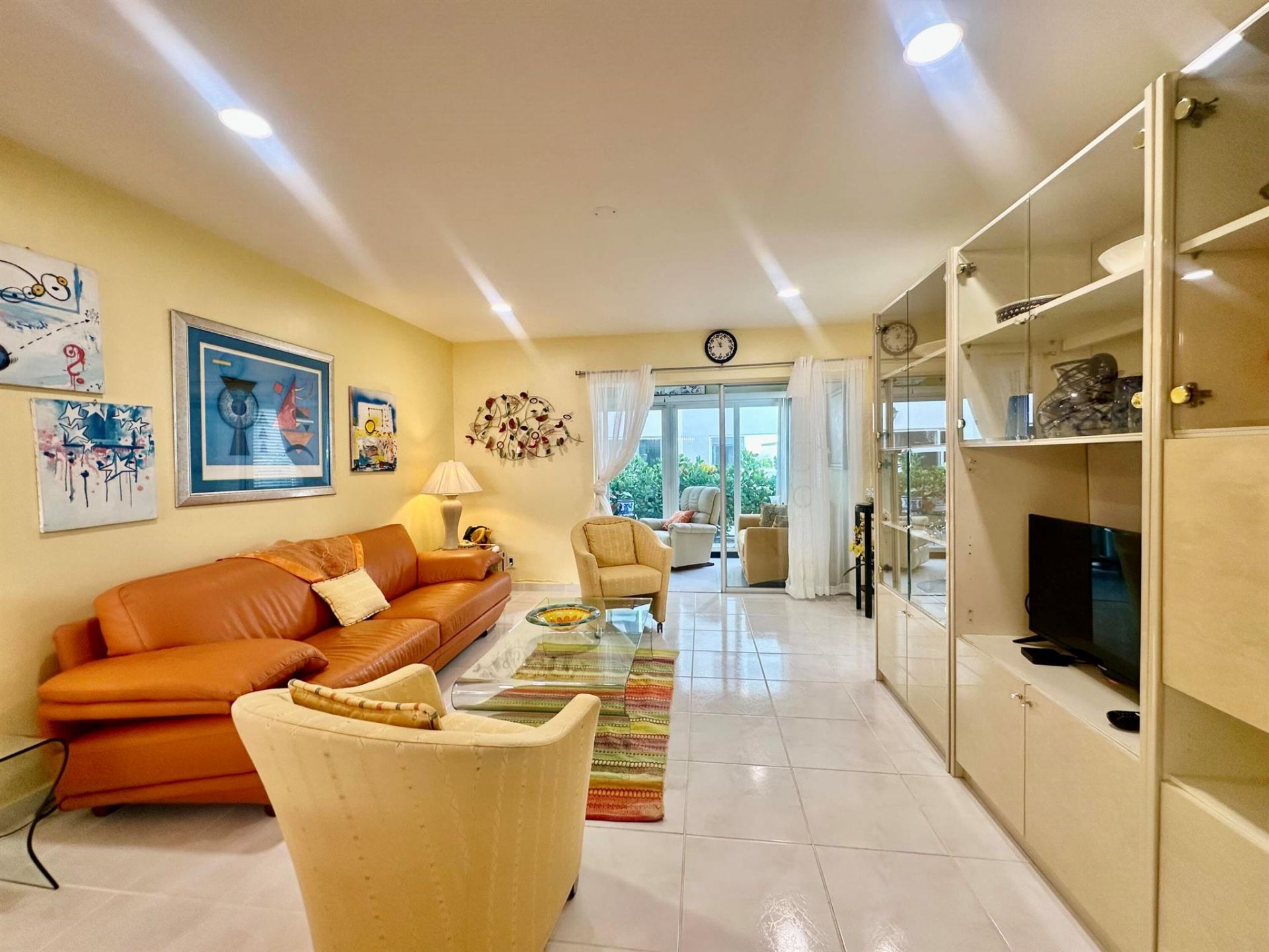 19 Colonial Club Drive, Unit 105, Boynton Beach, FL 33435 Photo