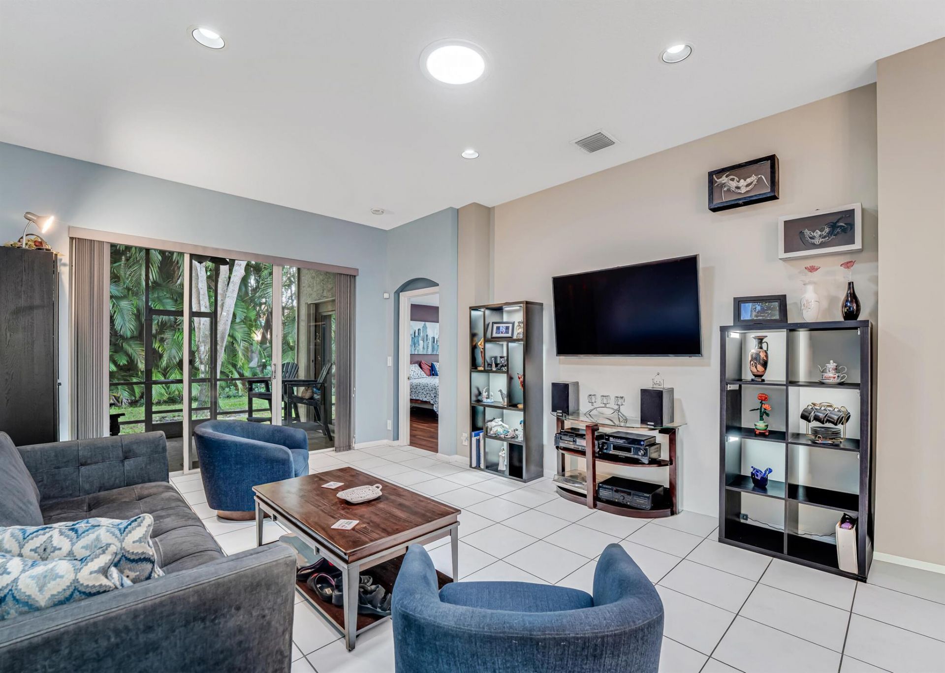 9799 Crescent View Drive S, Boynton Beach, FL 33437 Photo