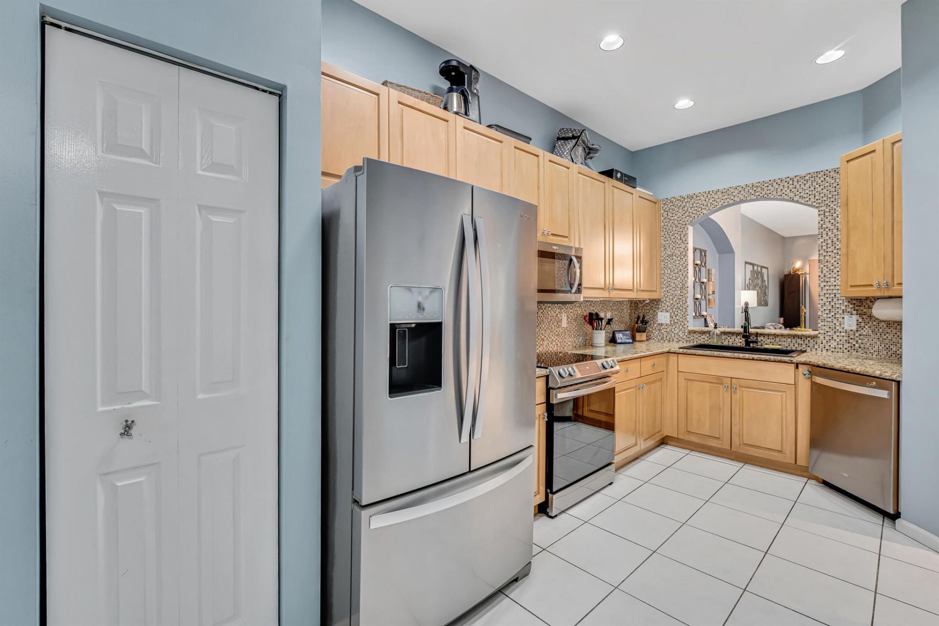 9799 Crescent View Drive S, Boynton Beach, FL 33437 Photo