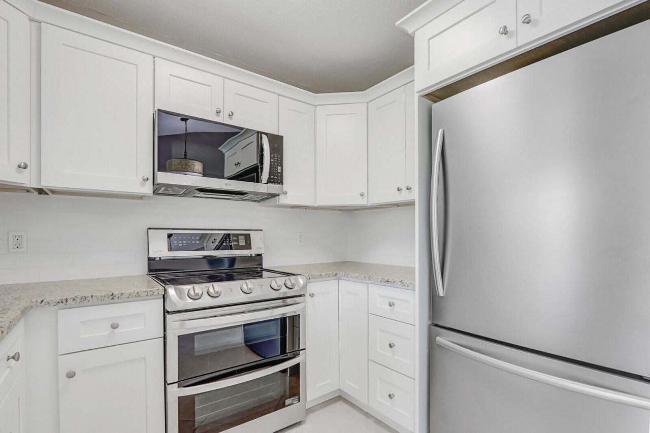 140 Village Circle, Jupiter, FL 33458 Photo