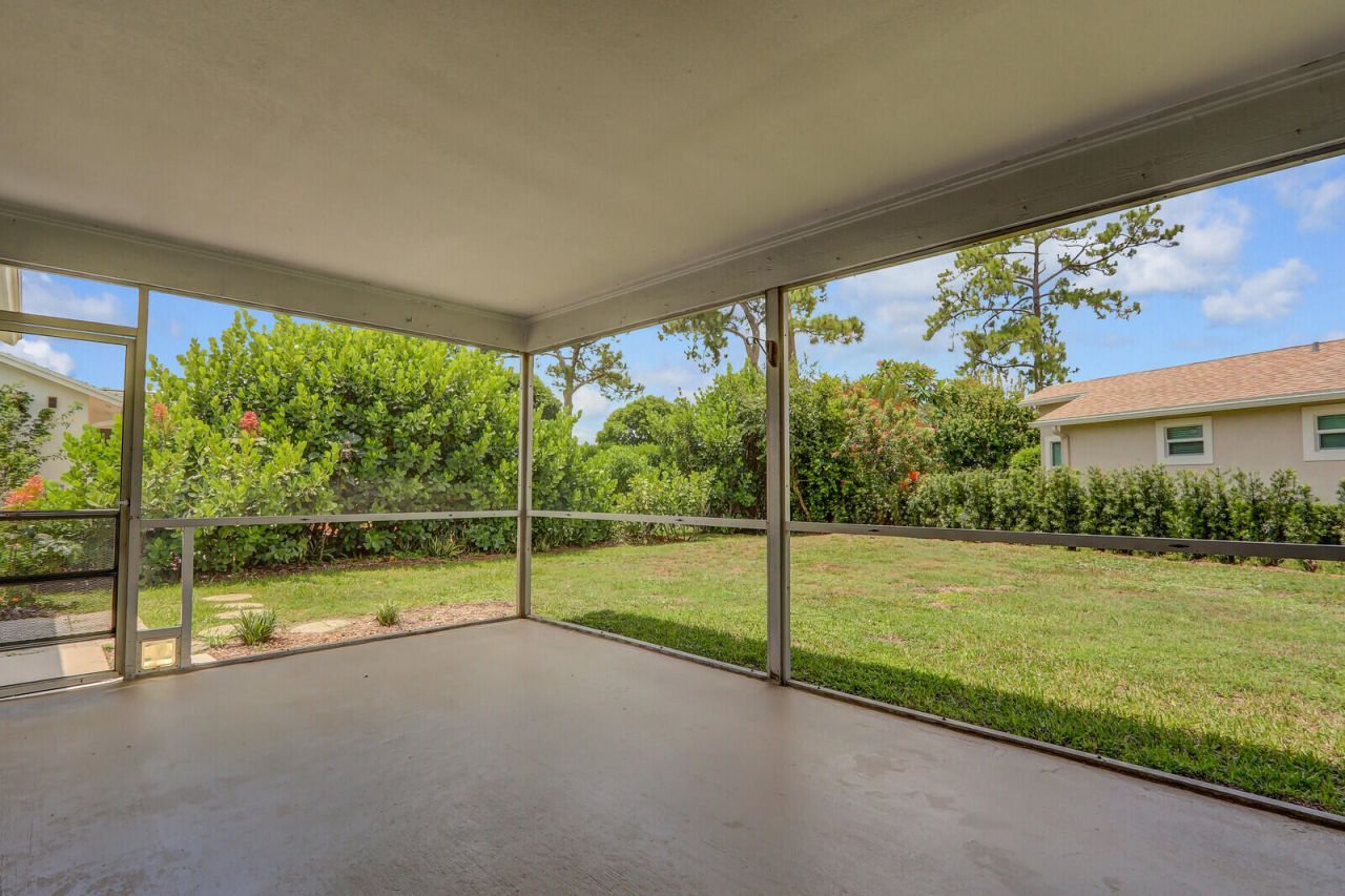 140 Village Circle, Jupiter, FL 33458 Photo