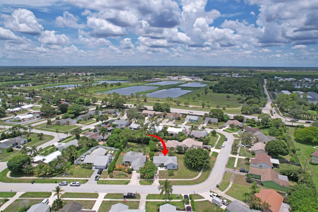 140 Village Circle, Jupiter, FL 33458 Photo