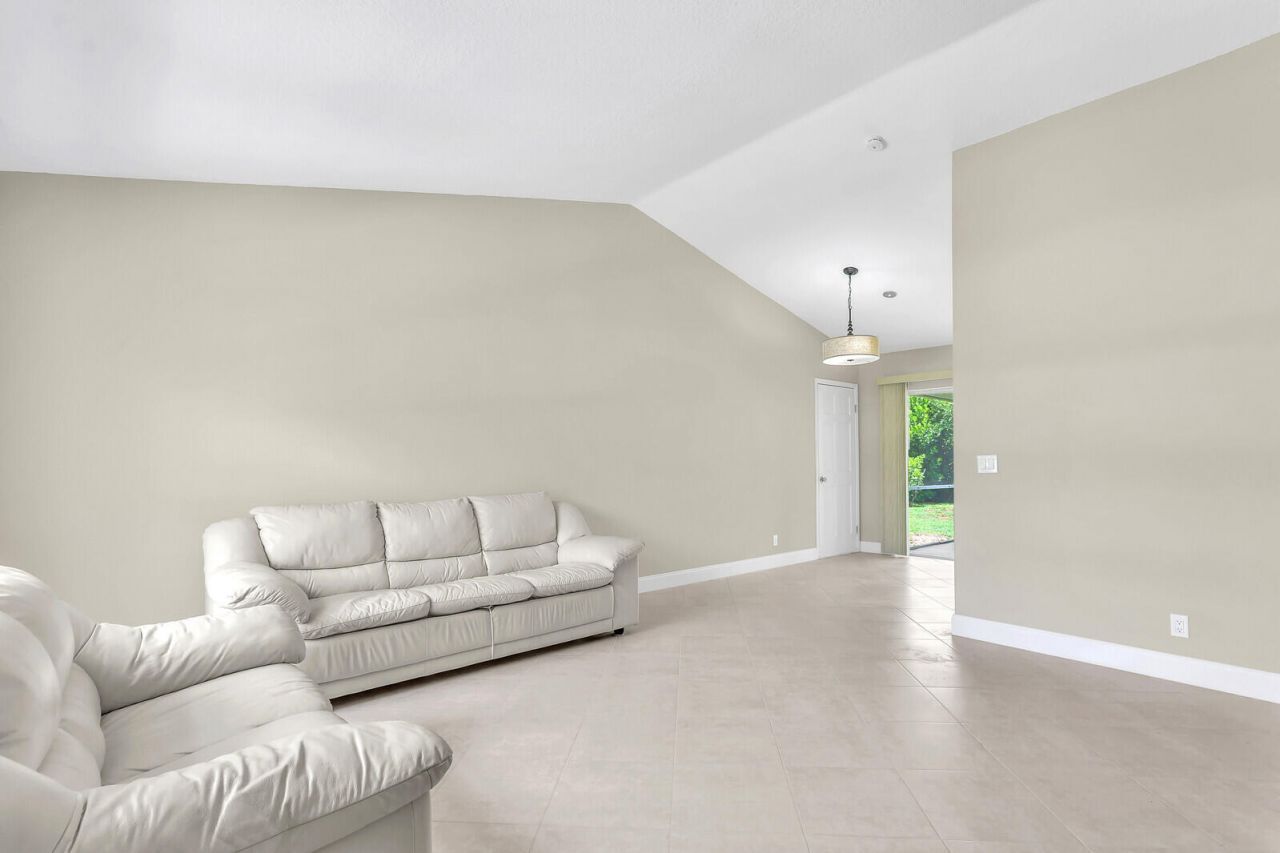 140 Village Circle, Jupiter, FL 33458 Photo