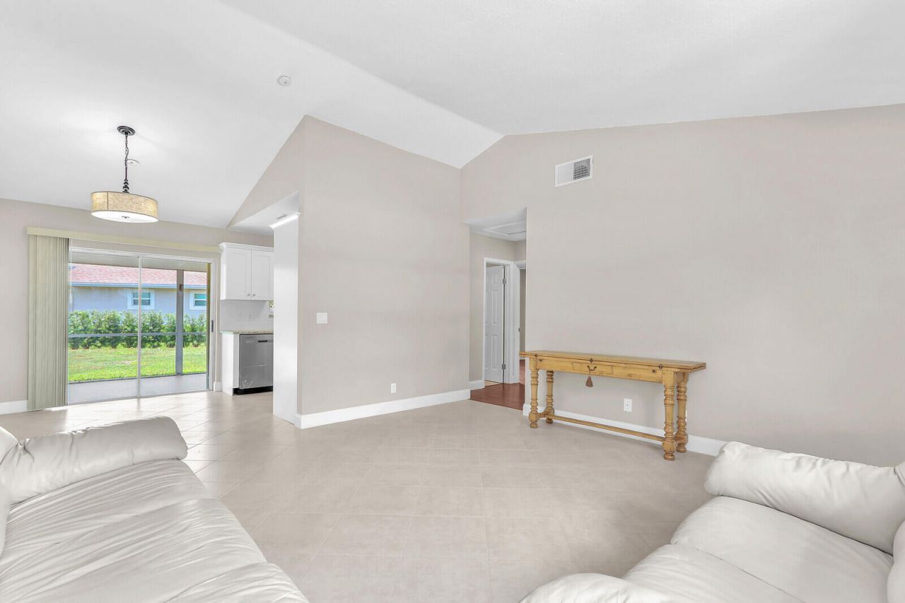 140 Village Circle, Jupiter, FL 33458 Photo