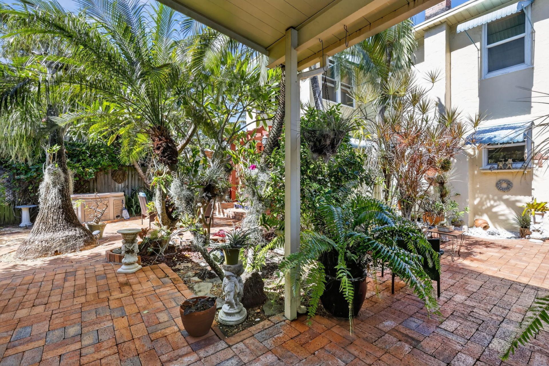 728 Avon Road, West Palm Beach, FL 33401 Photo