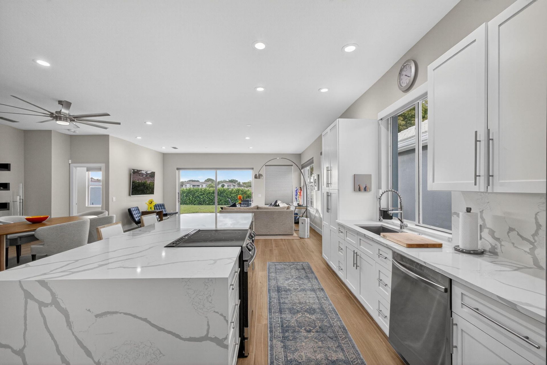 945 Bear Island Circle, West Palm Beach, FL 33409 Photo